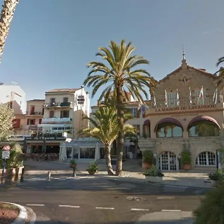 2 Pers Au Lavandou, Pres Plage, Parking, Menage Inclus - Fr-1-251-78 * ル・ラヴァンドゥー